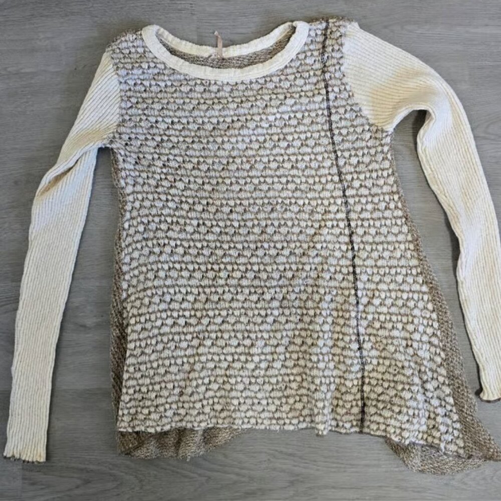 Pete Sweater Sz Small